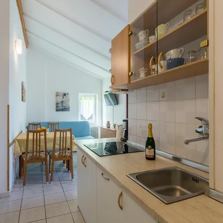 With A Parking Space Karigador, Novigrad - 2534 Apartment *