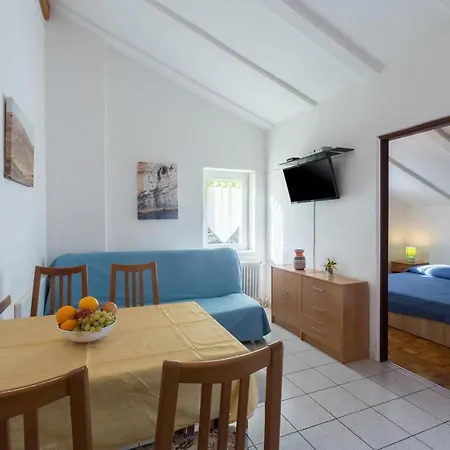 With A Parking Space Karigador, Novigrad - 2534 شقة *