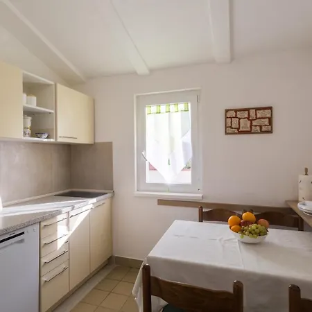 With A Parking Space Karigador, Novigrad - 2534 Apartament Karigador